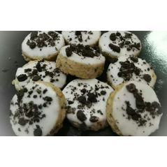 Eggless Crunchy Oreo Cookies